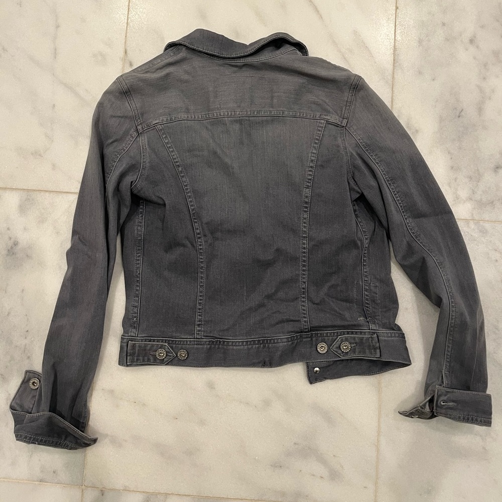 Women’s AG grey denim jacket. - Picture 2 of 3